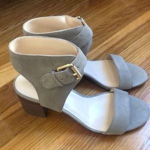 Nine West Gray Suede Sandal